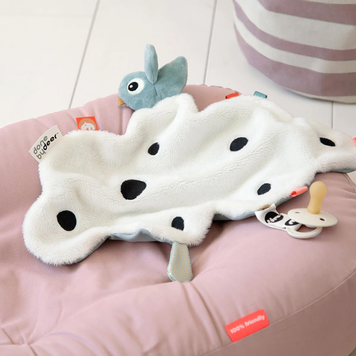 Comfort-blanket-Happy-clouds-Blue-4-LS