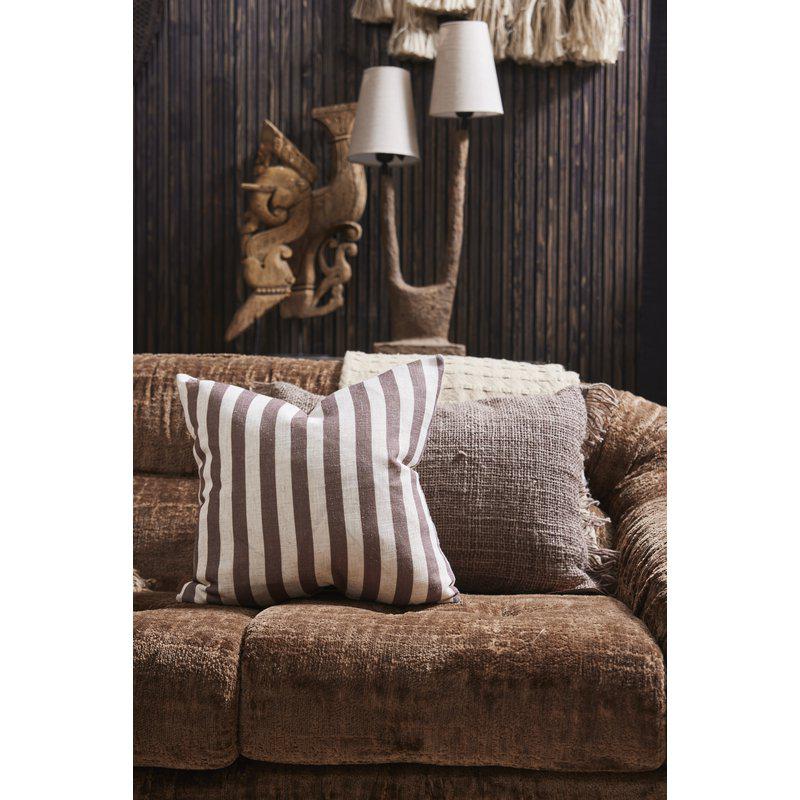 cruella brun stripes bild